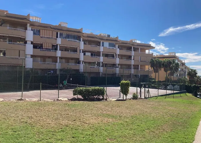 Solana Montecanada Apartment